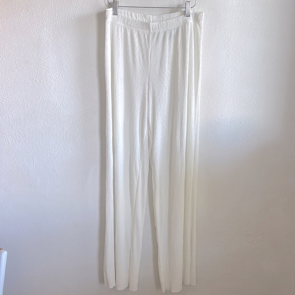 H&M Crinkled Set - Picture 12 of 13